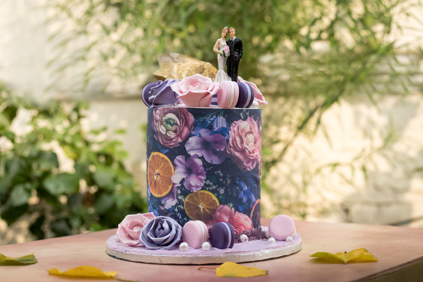 FLORAL SYMPHONY CREAM CAKE