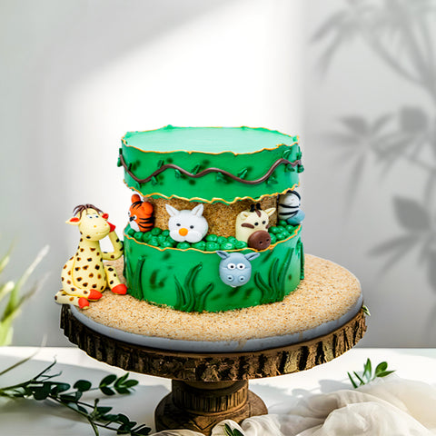 JUNGLE THEME CREAM CAKE
